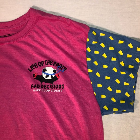 NWOT Men’s Fresh Laundry Panda Party SS T-Shirt L - Picture 2 of 5